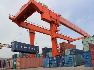 Railway container gantry crane - Weihua Cranes